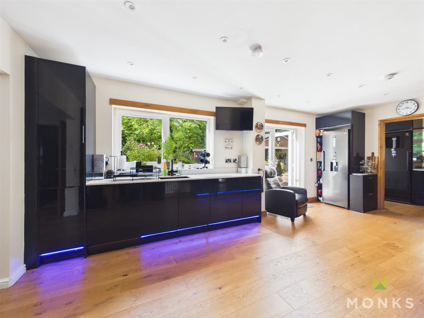 Everglades Brynhafod Lane, Oswestry, SY11 1SH For Sale
